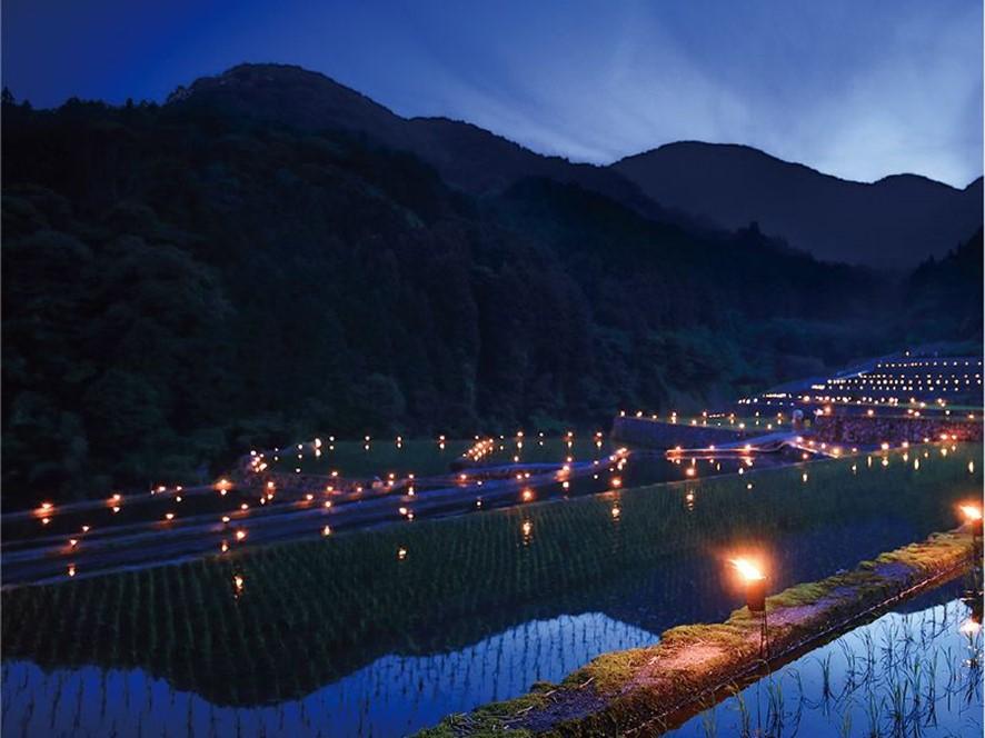 宝珠山川の清らかな水とふれあう憩いの空間-1