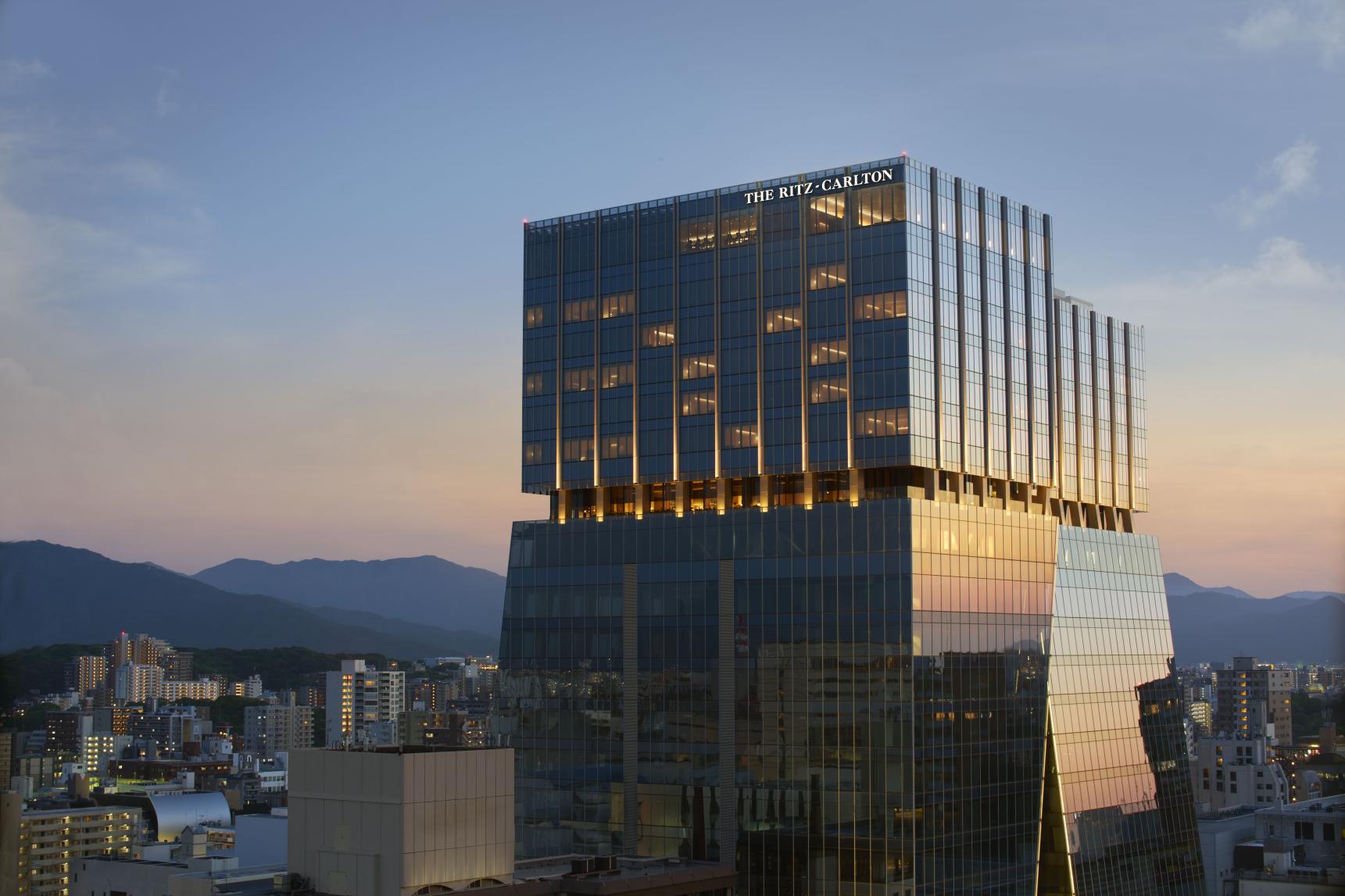 Stay in Style at the Ritz Carlton, Fukuoka-3