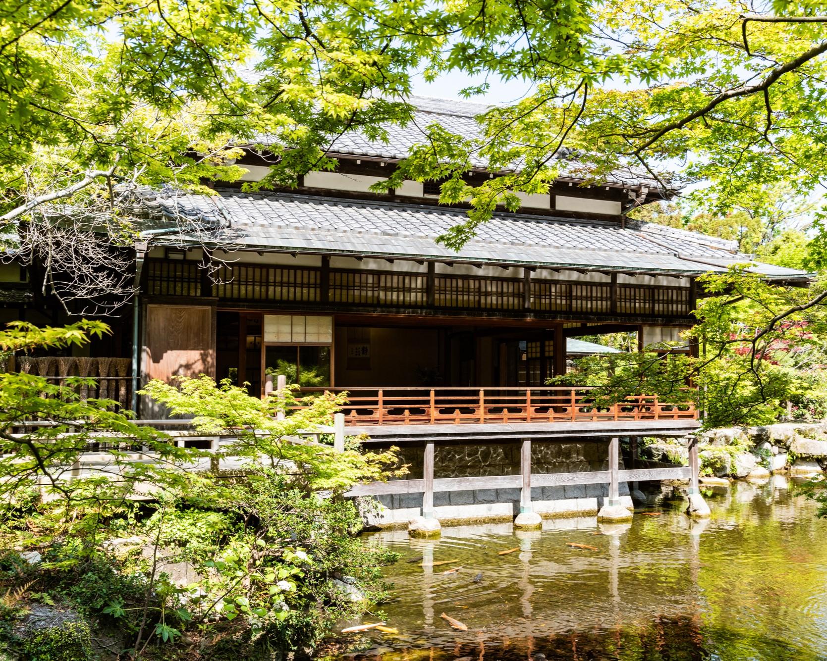 殿様の別荘！友泉亭公園で四季を楽しもう-1