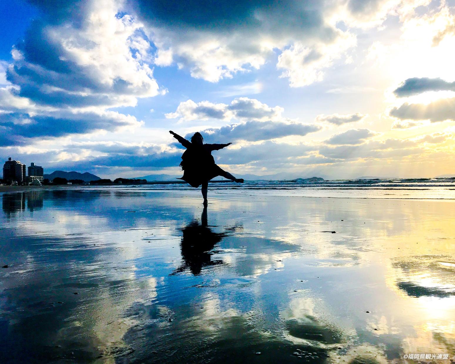SNS映えの写真が撮れる！福間海岸「かがみの海」-0