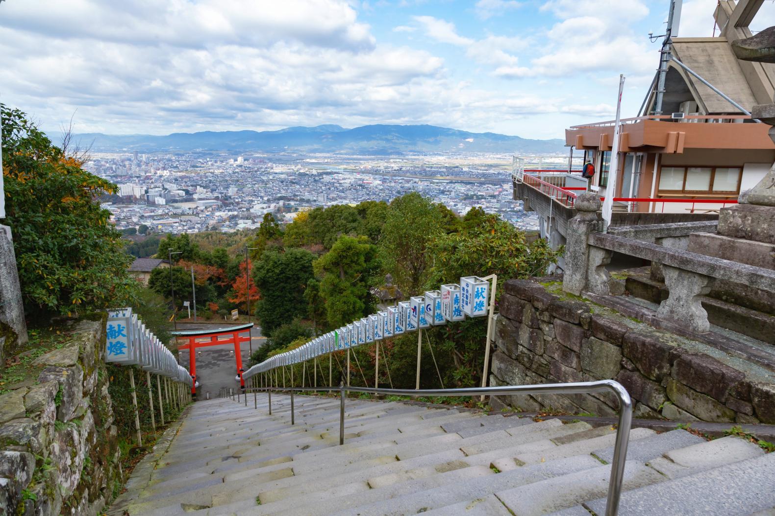 [Koura Taisha Shrine] Offering a nighttime panoramic view from the observation deck-0