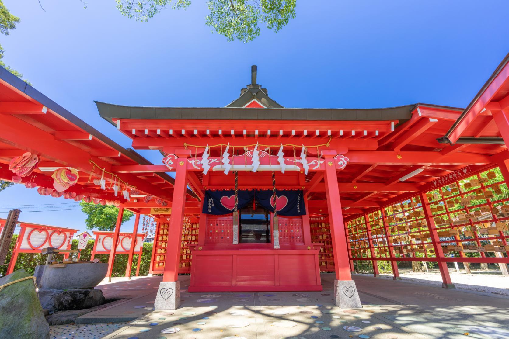 充滿動人心形設計【戀木神社】-1