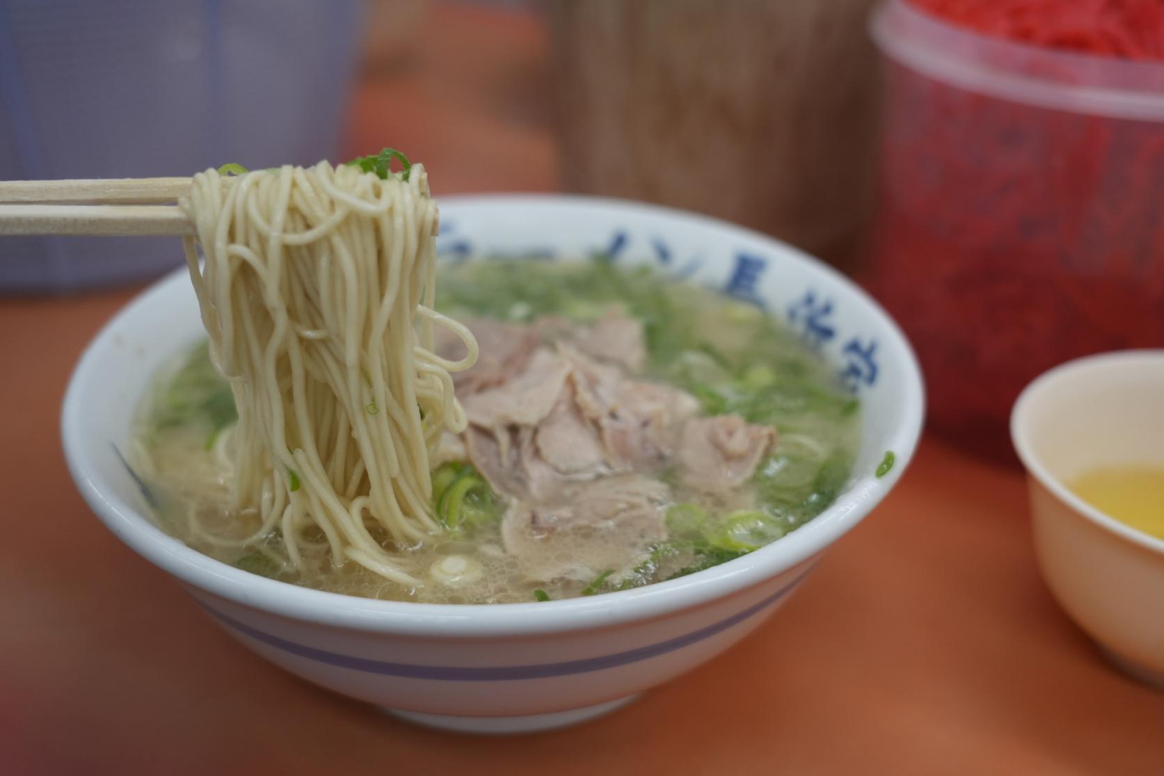 Nagahama Ramen, origin of ultra thin noodles and the custom of second servings-0