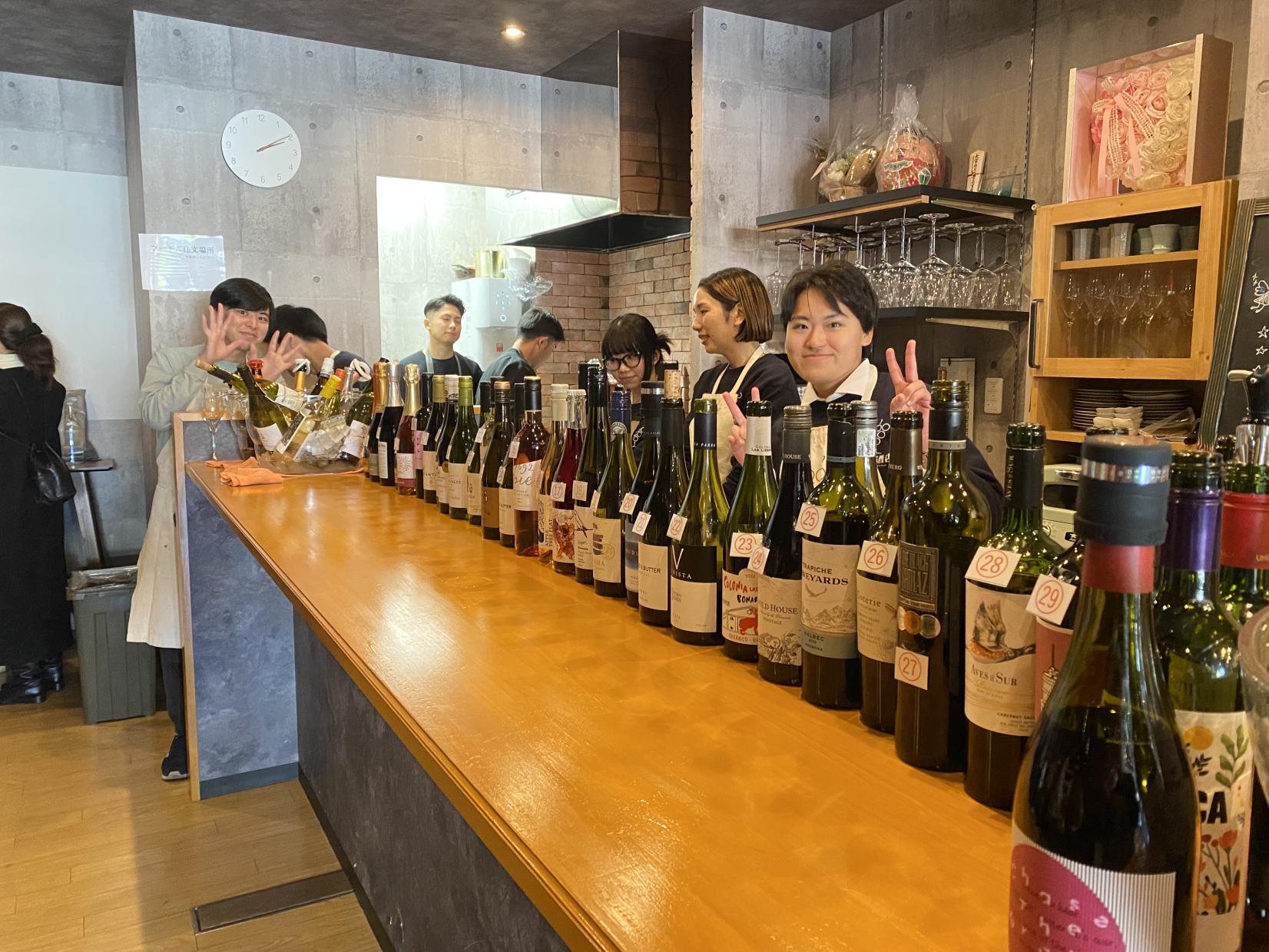 141 Saketen (Ishii Saketen), a stylish Kaku-Uchi in Kurume offering wine and Japanese sake-3