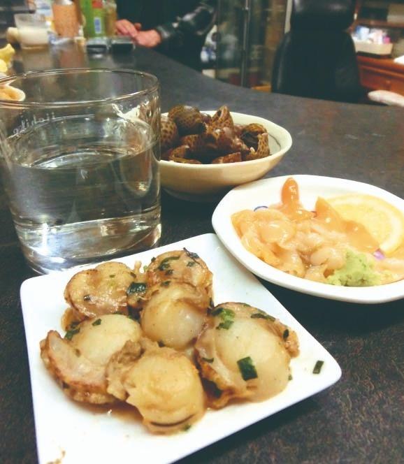 A Kaku-Uchi Izakaya bar operated by the venerable Saito Saketen liquor store-2