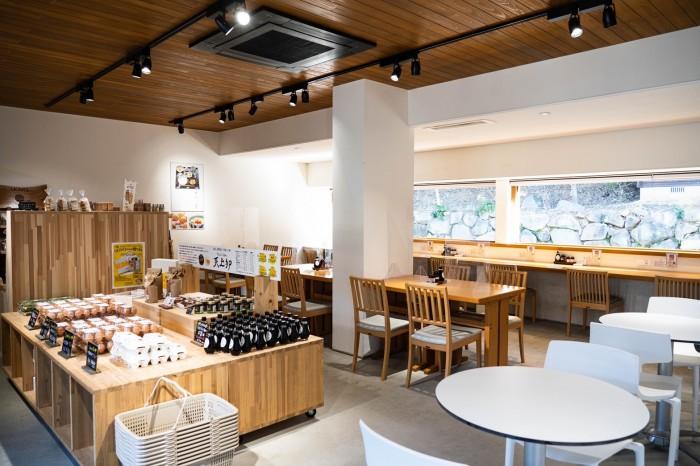 Try delicious food and sweets using high grade eggs at Itoshima Farm House UOVO-2