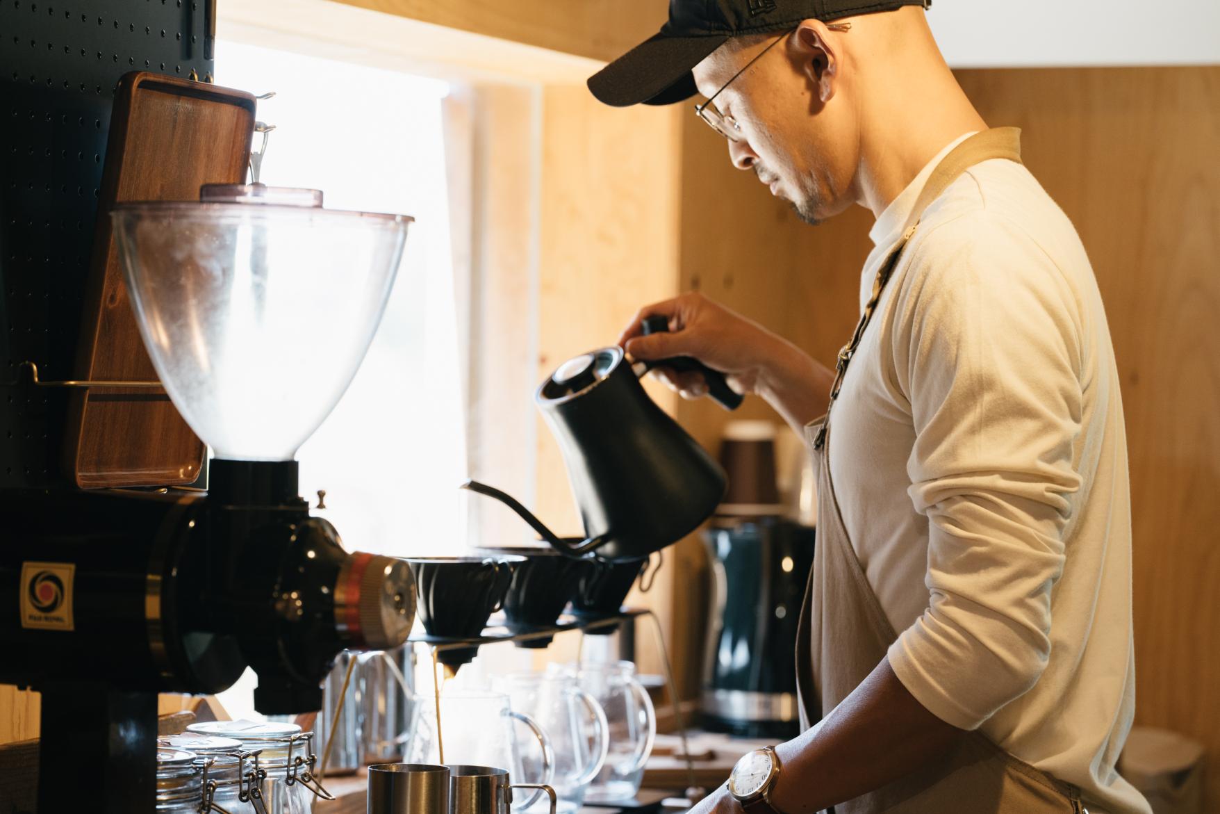 美味しい森の空気とコーヒーに癒やされる「森とコーヒー。」-1