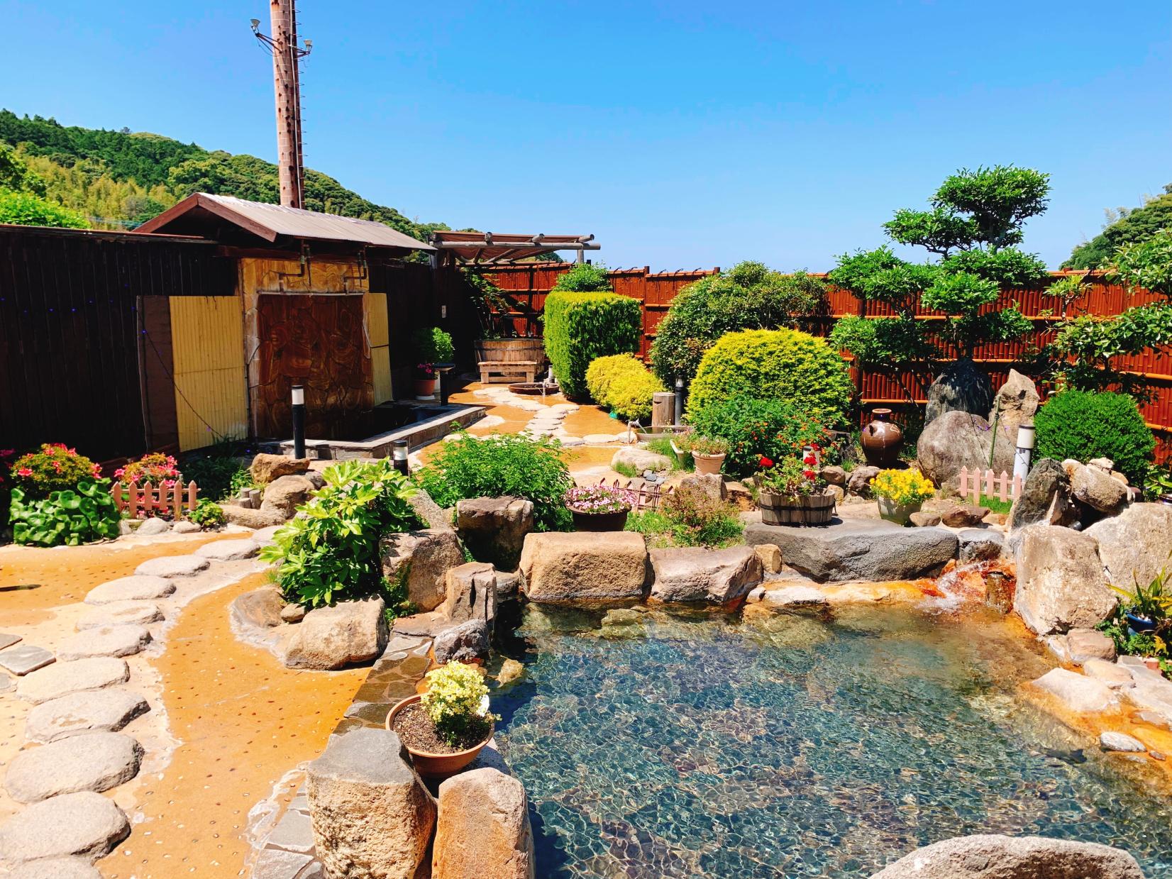 Mamushi-no-Yu, a hot spring in Itoshima with over 300 years of history-1