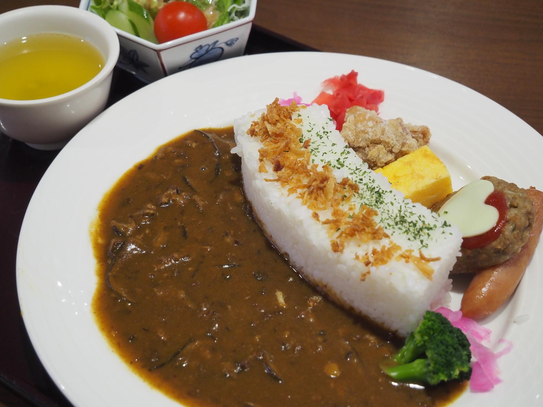 巨大なハート岩と絶品ダムカレー-2