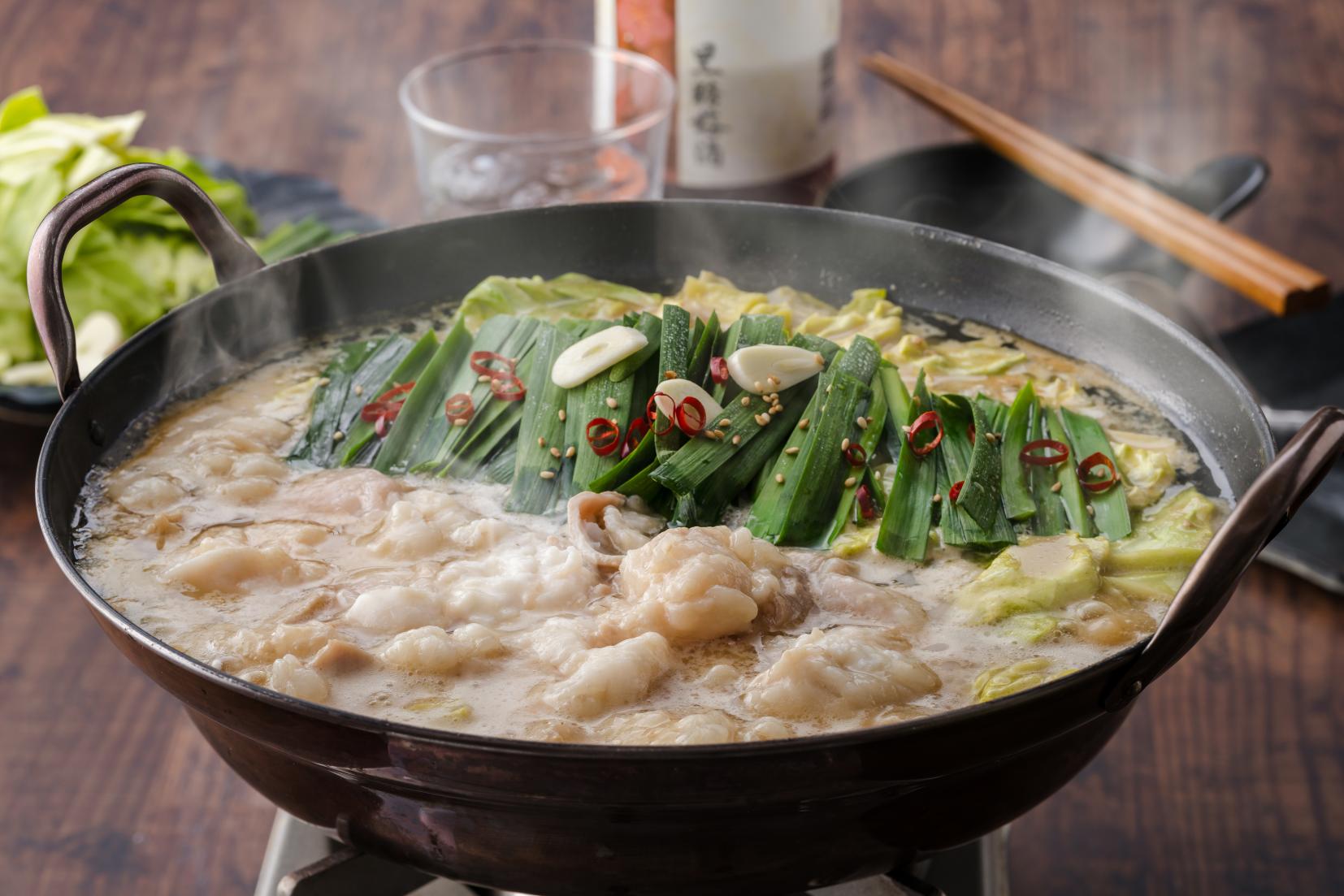 Motsunabe - Tender Offal and Aromatic Garlic to Whet the Appetite!-0