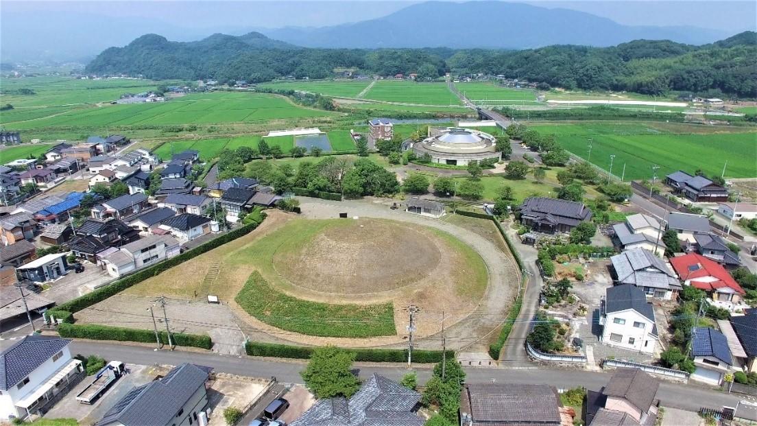 ＜桂川町での楽しみ方①＞歴史と古代アートが楽しめる！王塚古墳と王塚装飾古墳館-0
