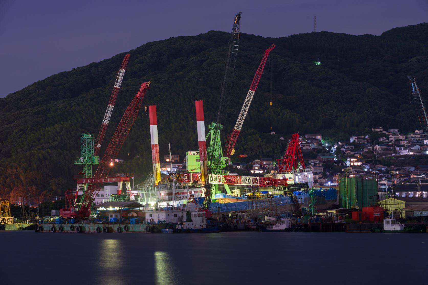 煌びやかな工場夜景も！-2