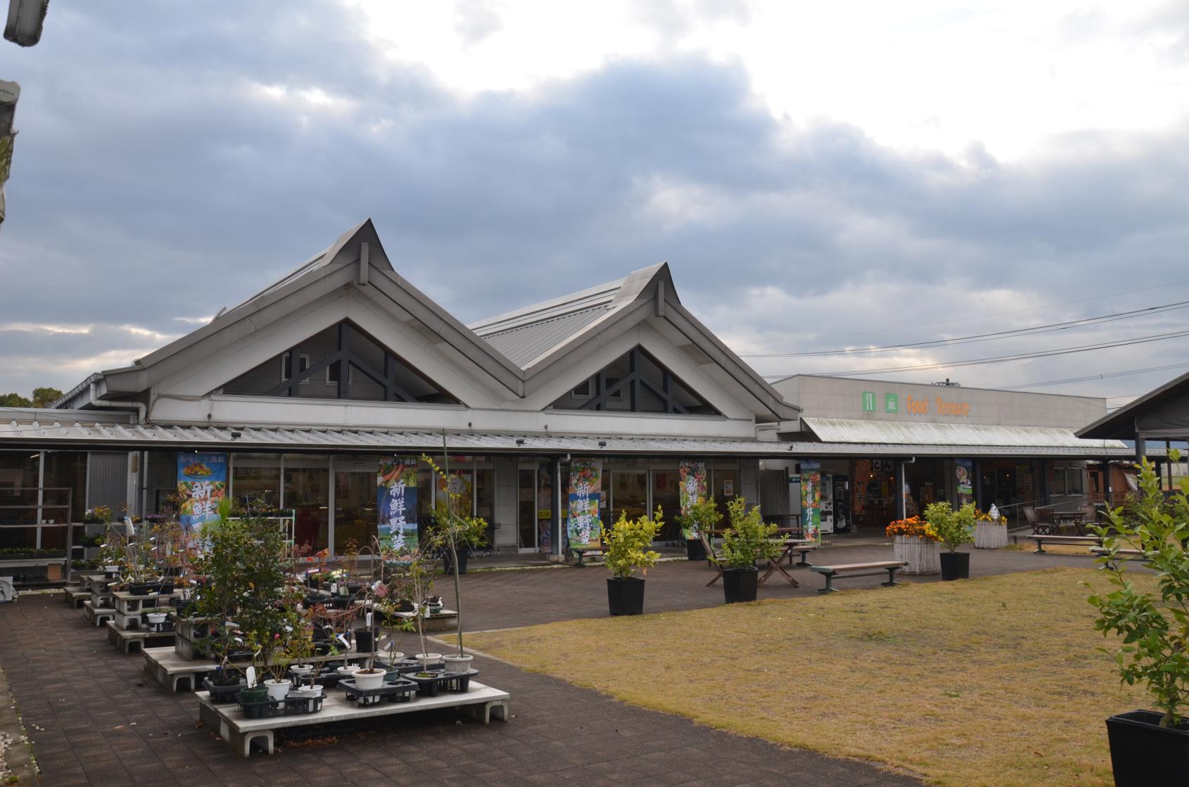 ＜上毛町での楽しみ方➀＞史跡一体型の道の駅では「食」と「自然」も満喫-0