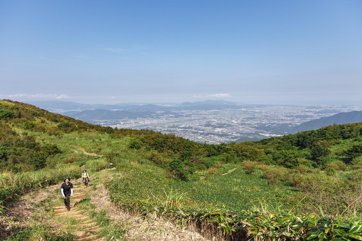 ＜福智町での楽しみ方②＞贅沢なフレンチ料理と福智山の美しい風景を楽しむひととき-4
