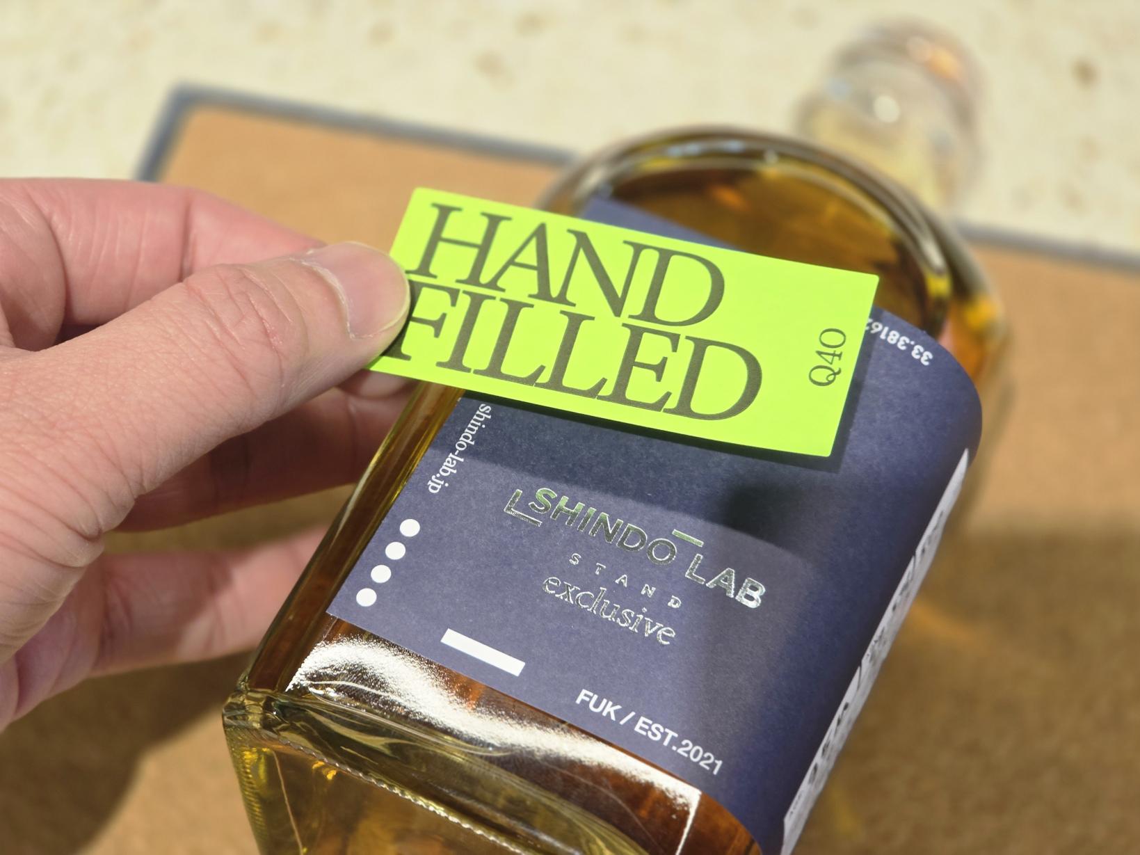 "Hand-filling experience" – bottling your own whisky, an experience not to be missed for whisky lovers!-7