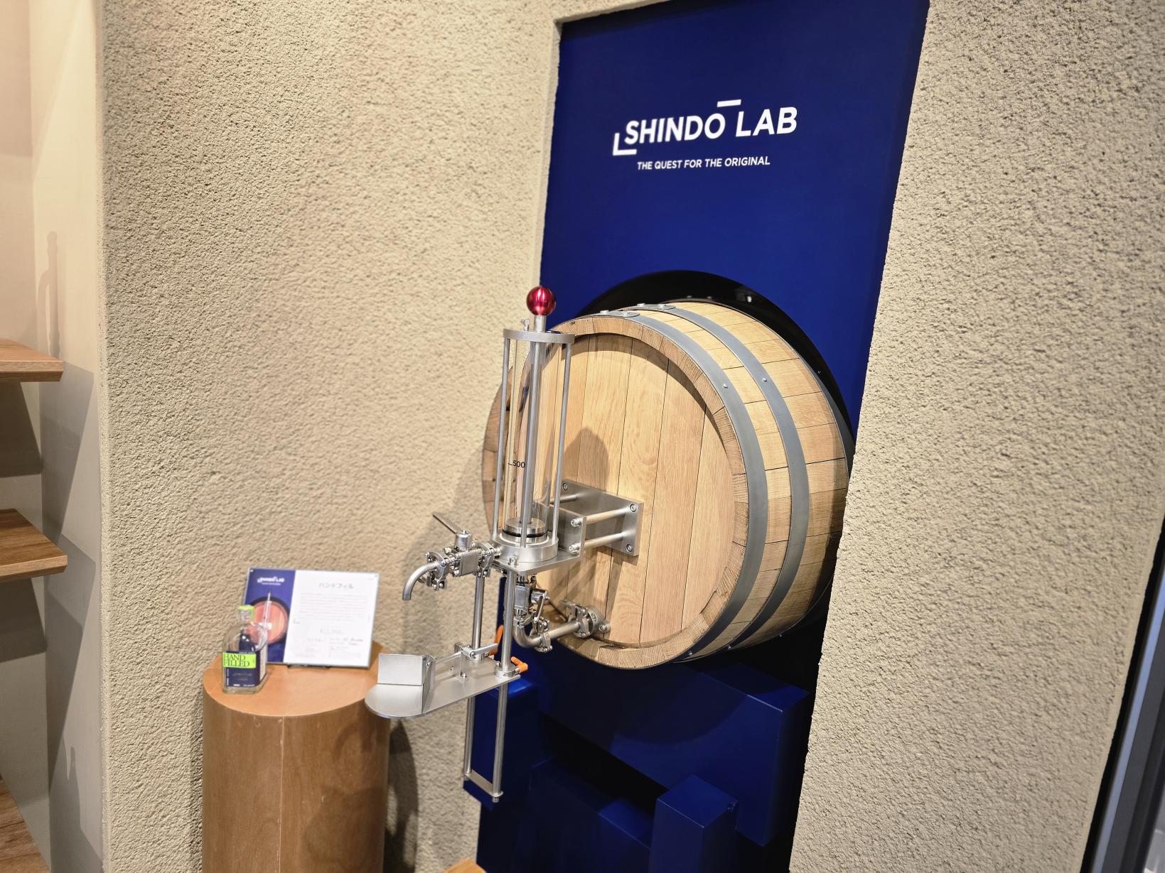 "Hand-filling experience" – bottling your own whisky, an experience not to be missed for whisky lovers!-0