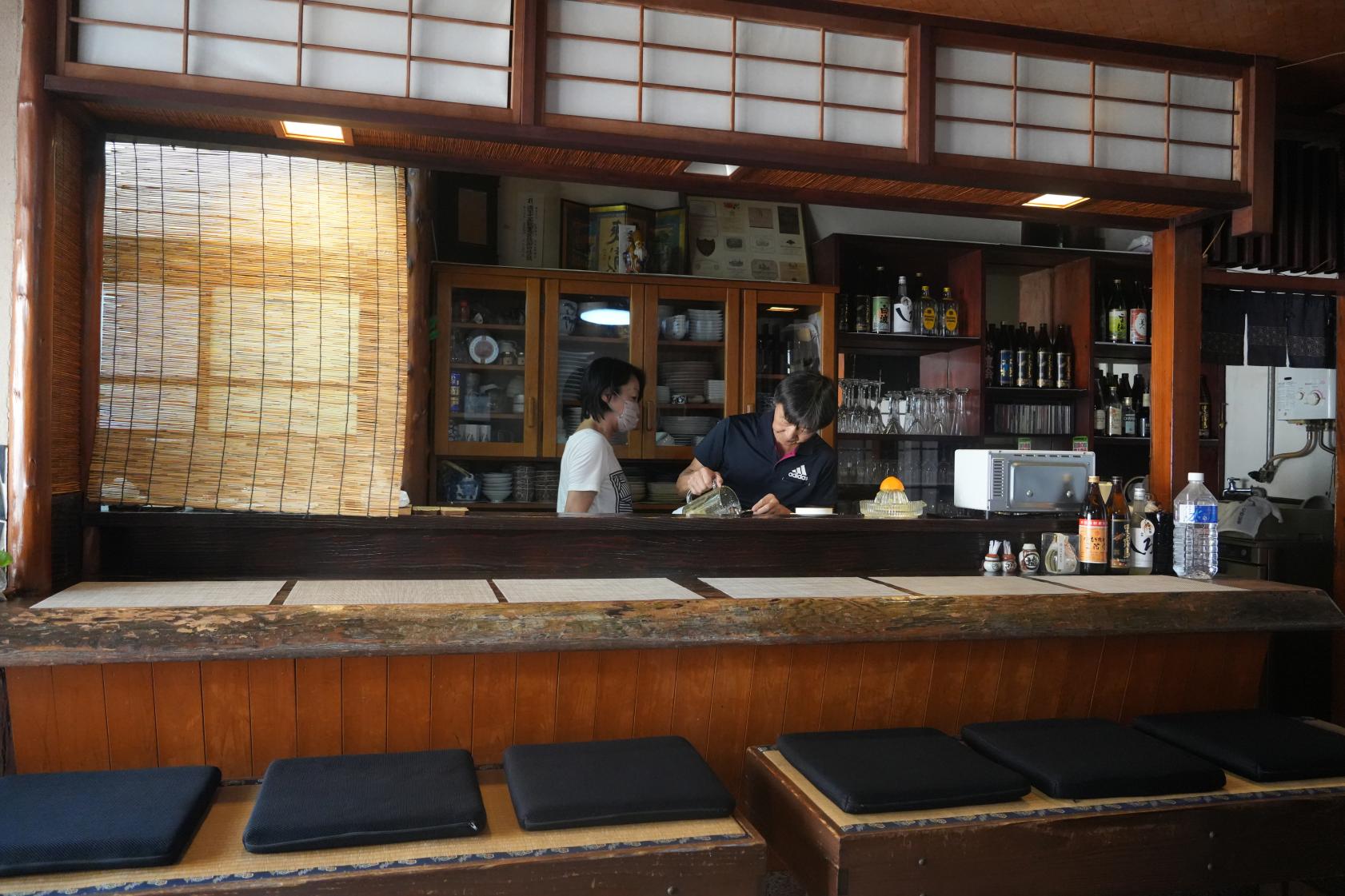 料理とお酒「遊辺」でちょい飲み-1