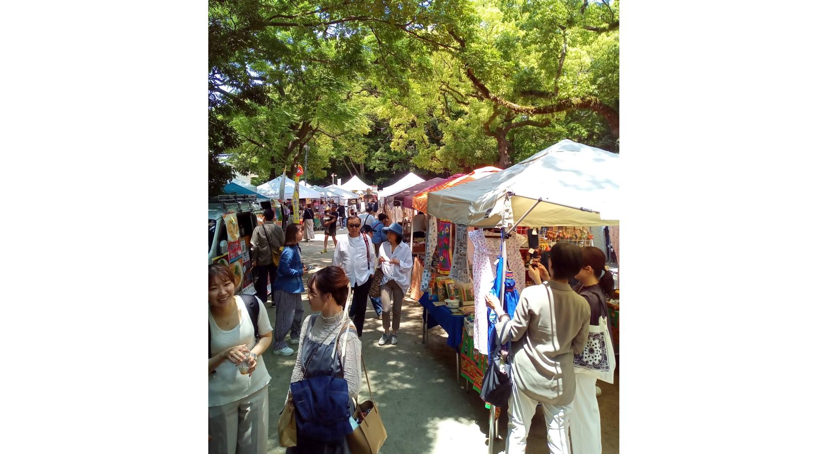 大博多輸入雑貨市-0