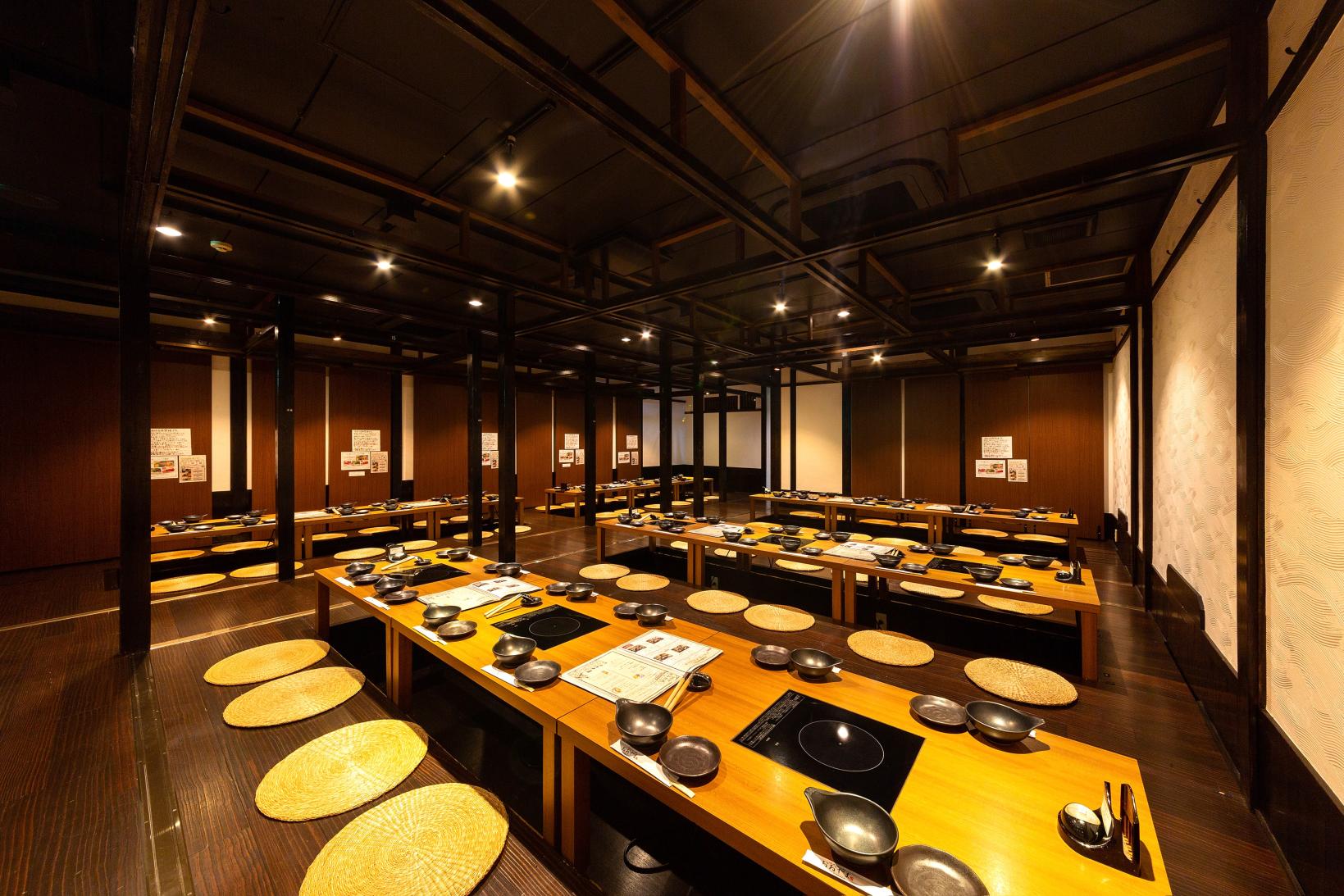 3.博多もつ鍋 おおやま 本店【福岡市】-7