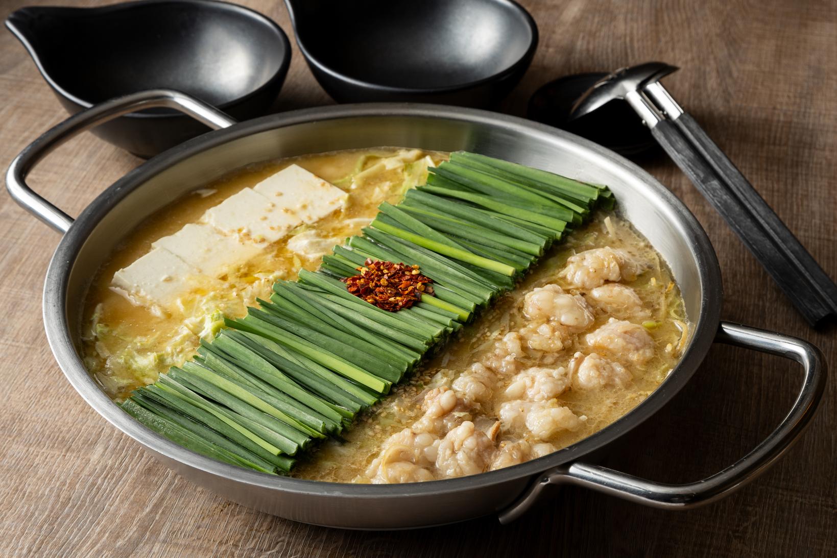 3.博多もつ鍋 おおやま 本店【福岡市】-3