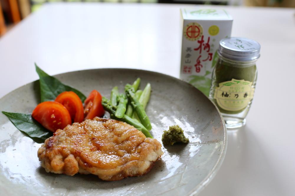 11.柚子胡椒（柚乃香本舗）-2