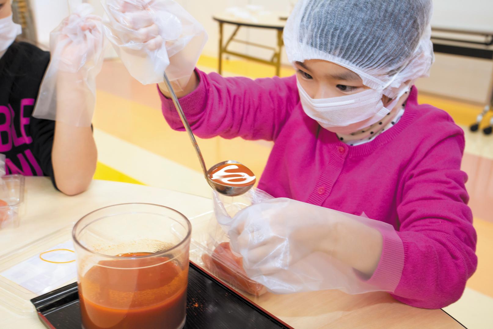 ①ふくや味の明太子工場　ハクハク-1