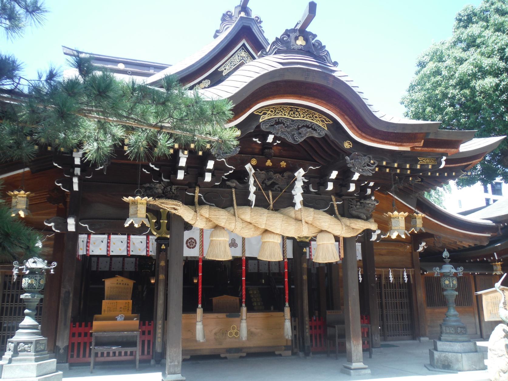 祀られている三柱の神様とご利益-1