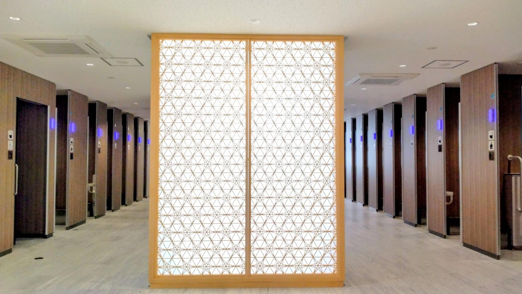 明るく清潔、みんなに優しい快適なトイレ-0