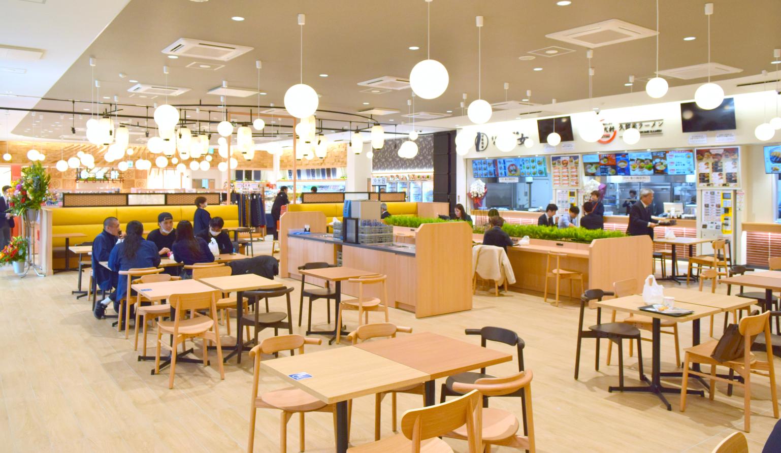 フードコート-0