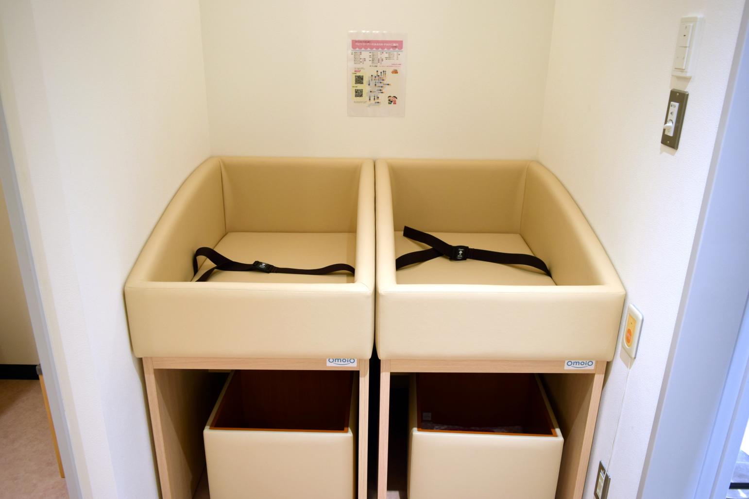 搾乳もOK！ベビーケアルーム-2