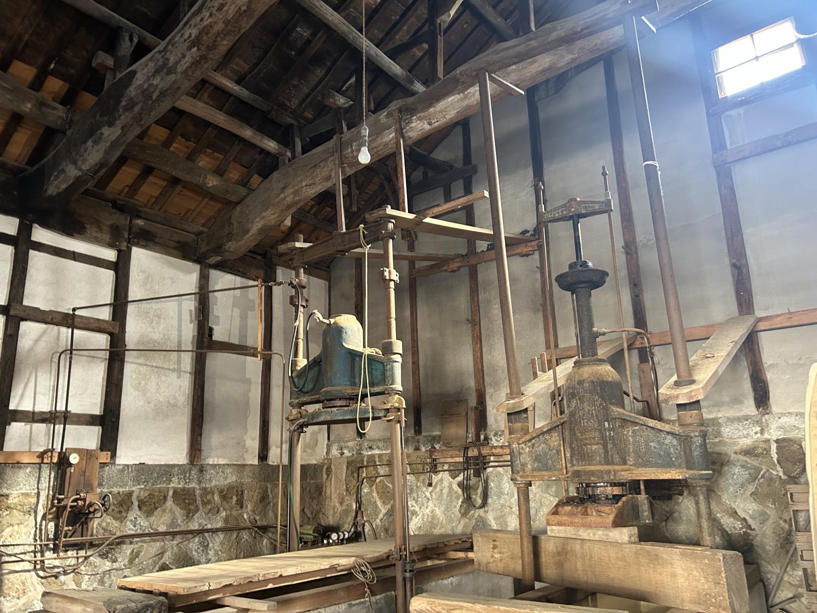 豊村酒造旧醸造場（国指定重要文化財）-4