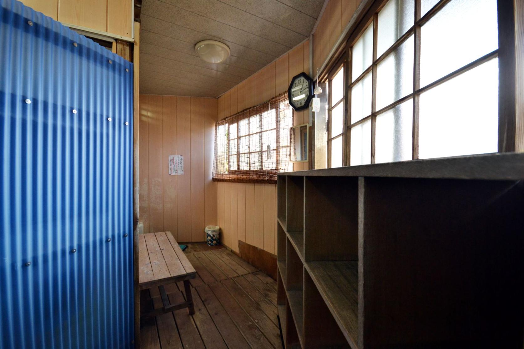 Hakata Onsen Ganso Motoyu-2