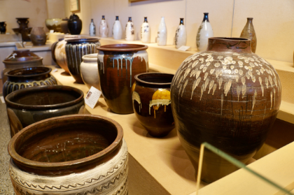 1 Day in Toho Village : Exploring the mountain home of the 350-year-old tradition of Koishiwarayaki pottery.