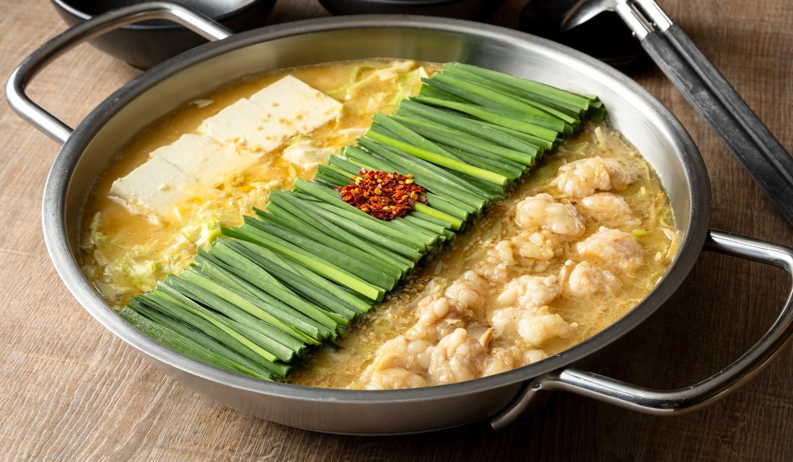 福岡県民が選んだ！県内で行くべきおすすめ「もつ鍋店」11選-1