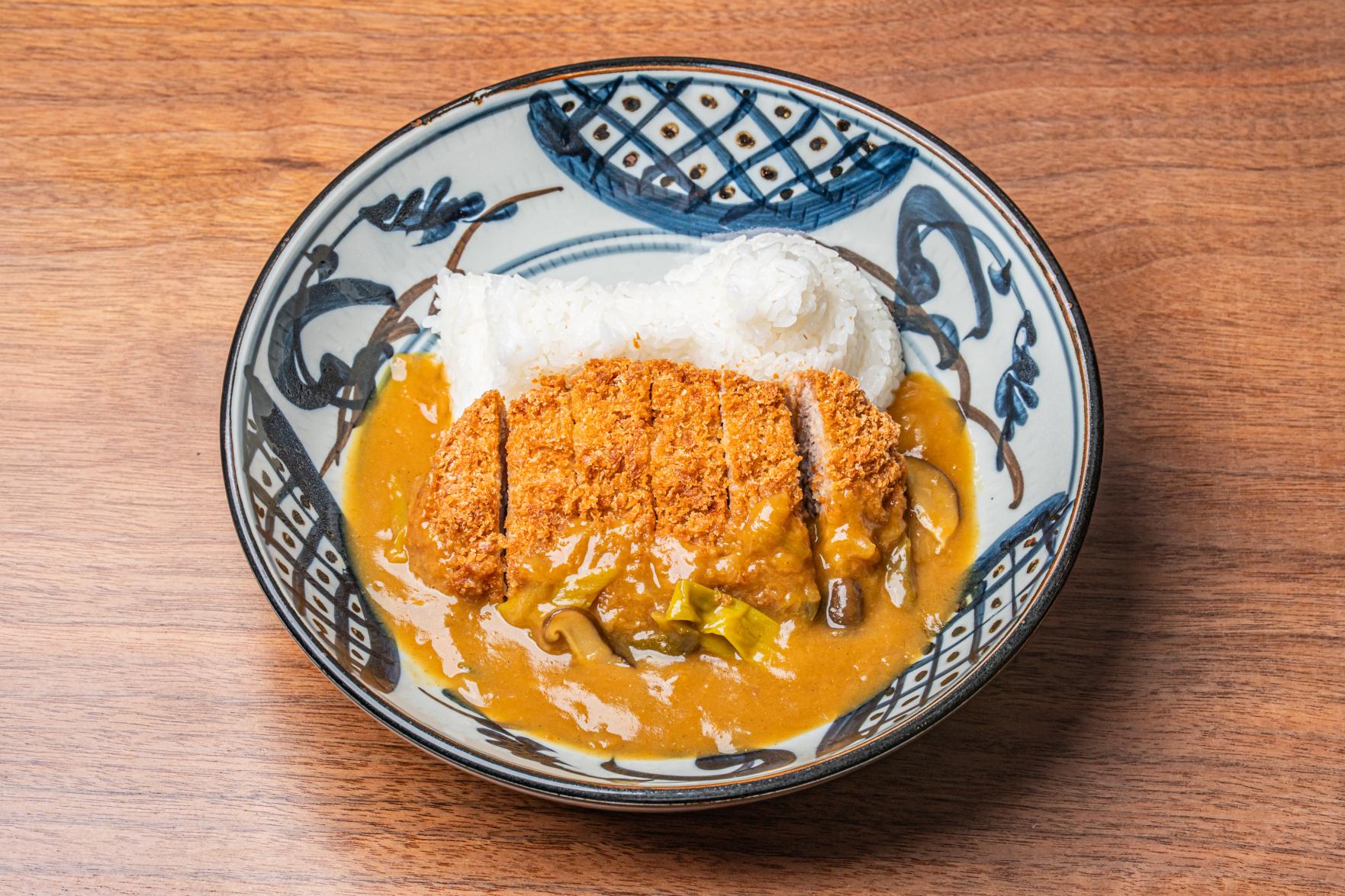 厚切りロースカツカレー-2