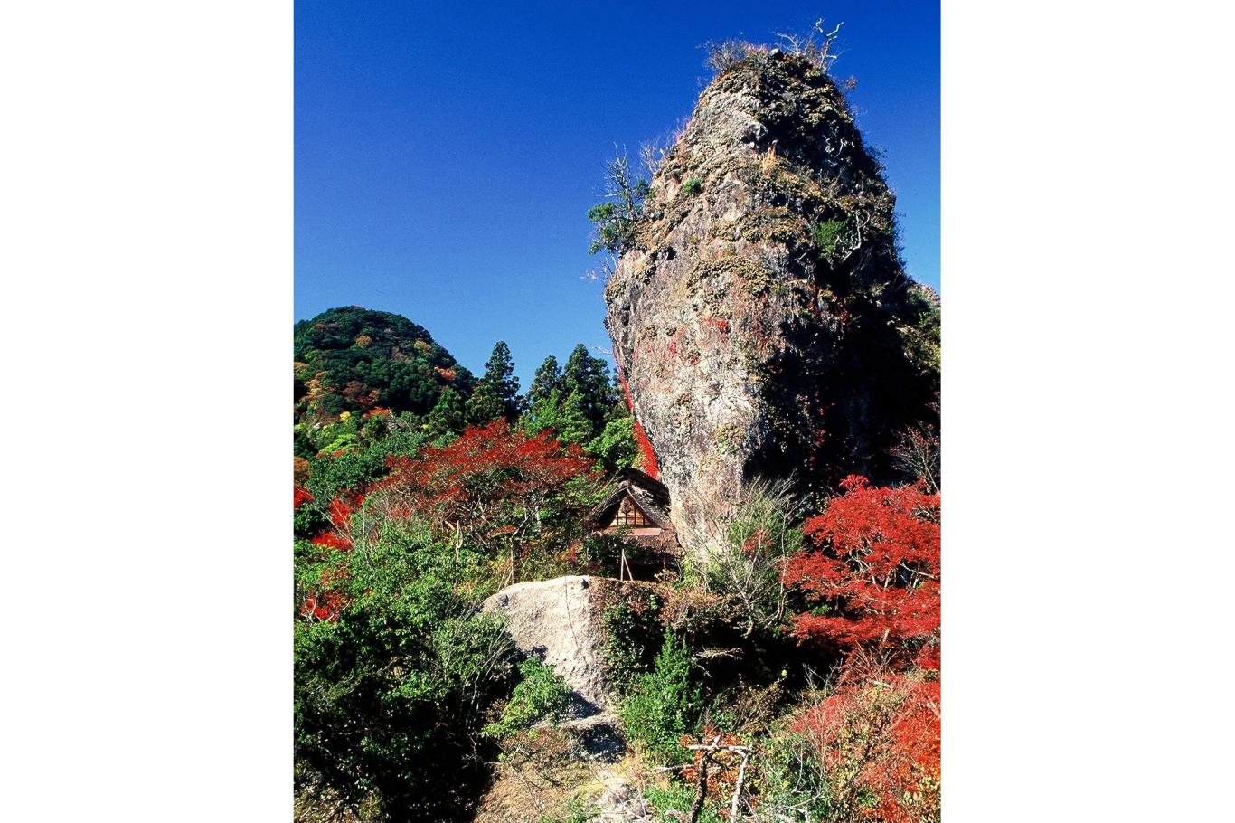 岩屋神社 観光スポット 【公式】福岡県の観光/旅行情報サイト「クロスロードふくおか」