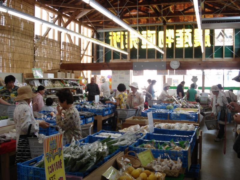 博多じょうもんさん　花畑市場-4