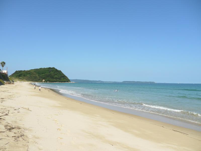 Singing Sand at Anego no Hama Beach