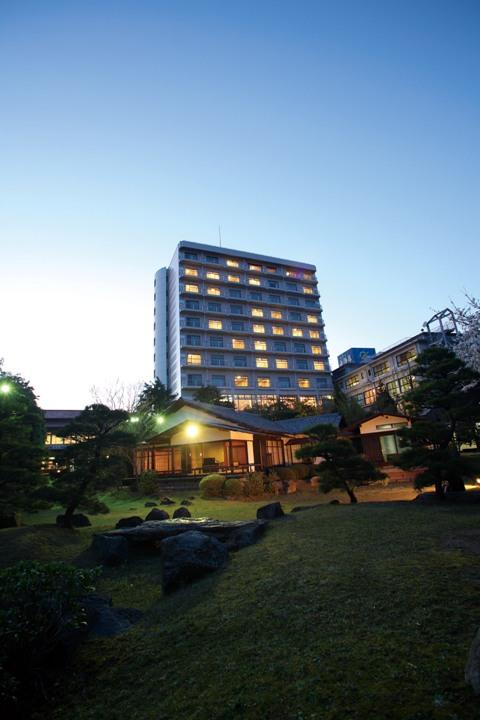 Hotel-Parens Onoya-1