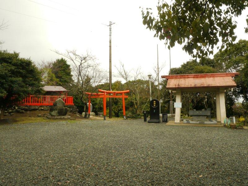 Togo Shrine-1