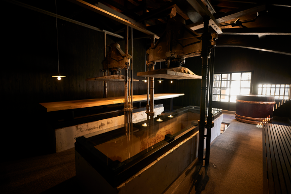 福冈 宗像 酒藏 伊豆本店-7