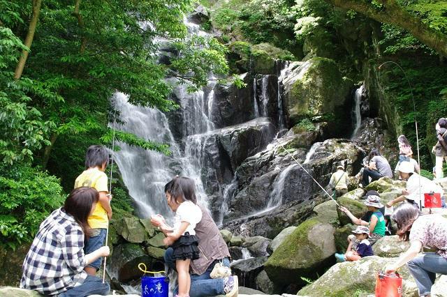 白糸の滝　ヤマメ釣り祭り-1