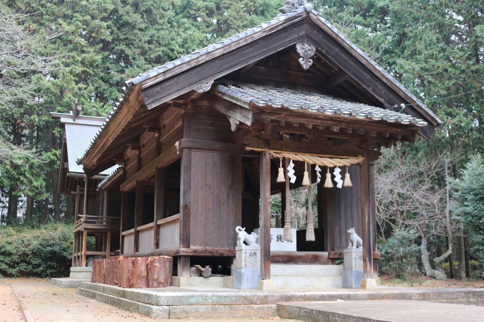 白山神社