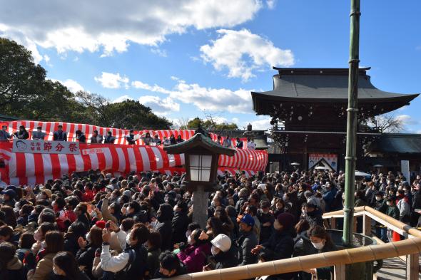 【宮地嶽神社】節分祭福豆まき神事-0
