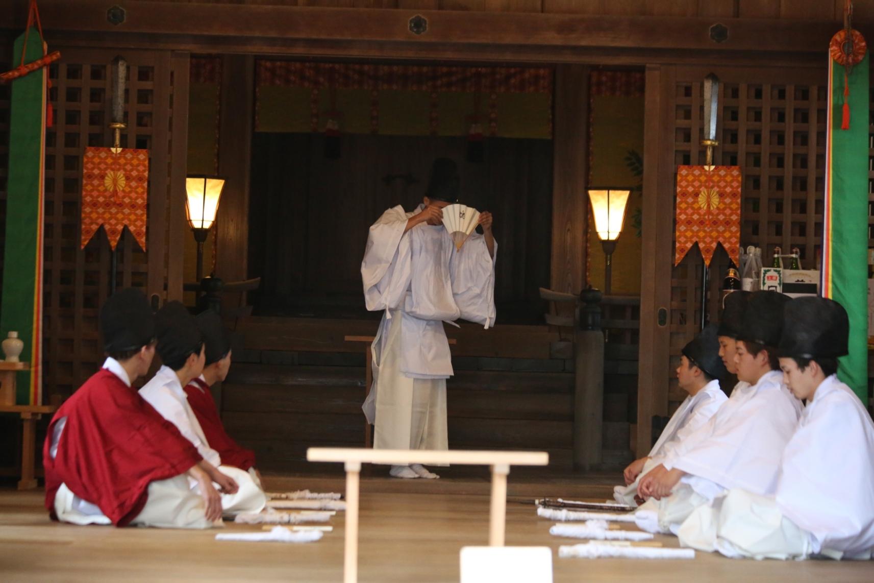 志賀海神社　歩射祭-1