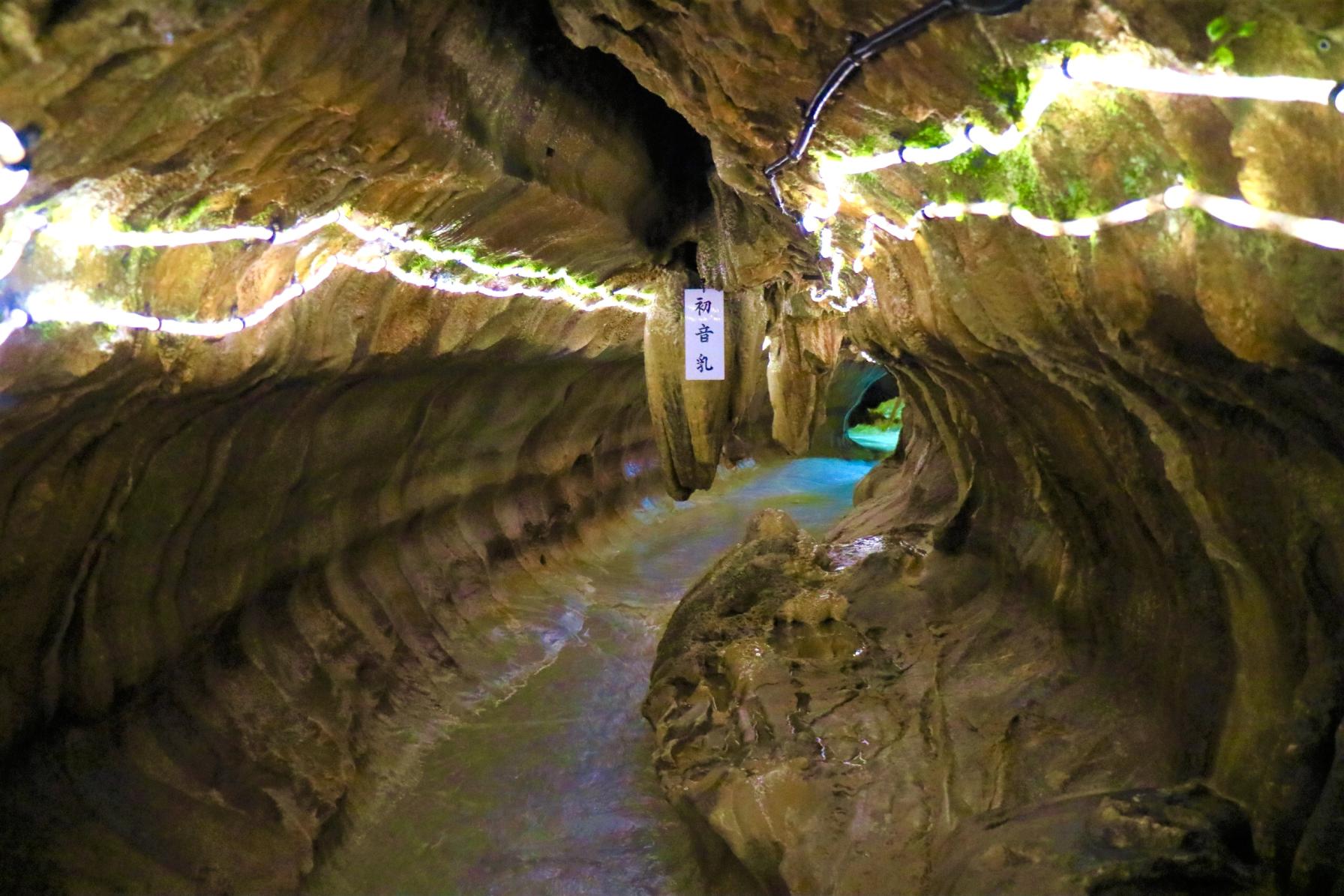 Senbutsu Cave