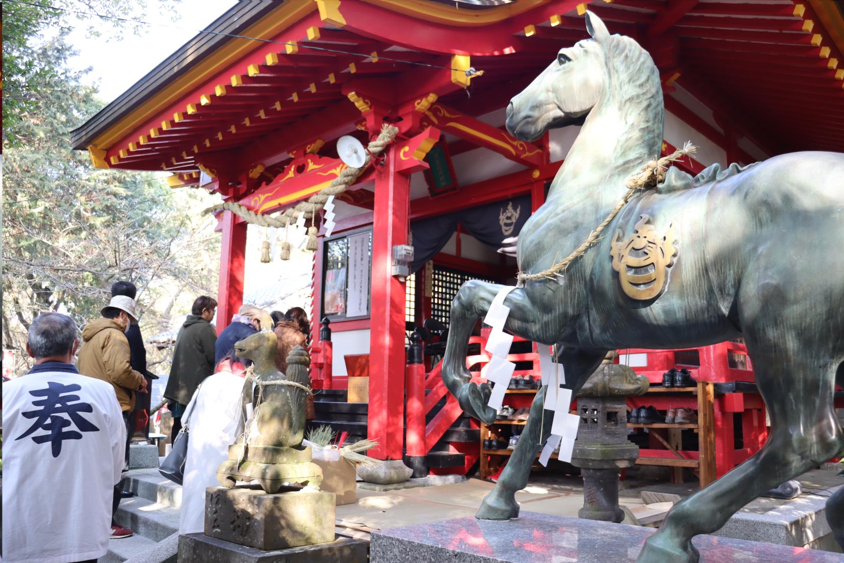 【黒岩稲荷神社】初午祭-1