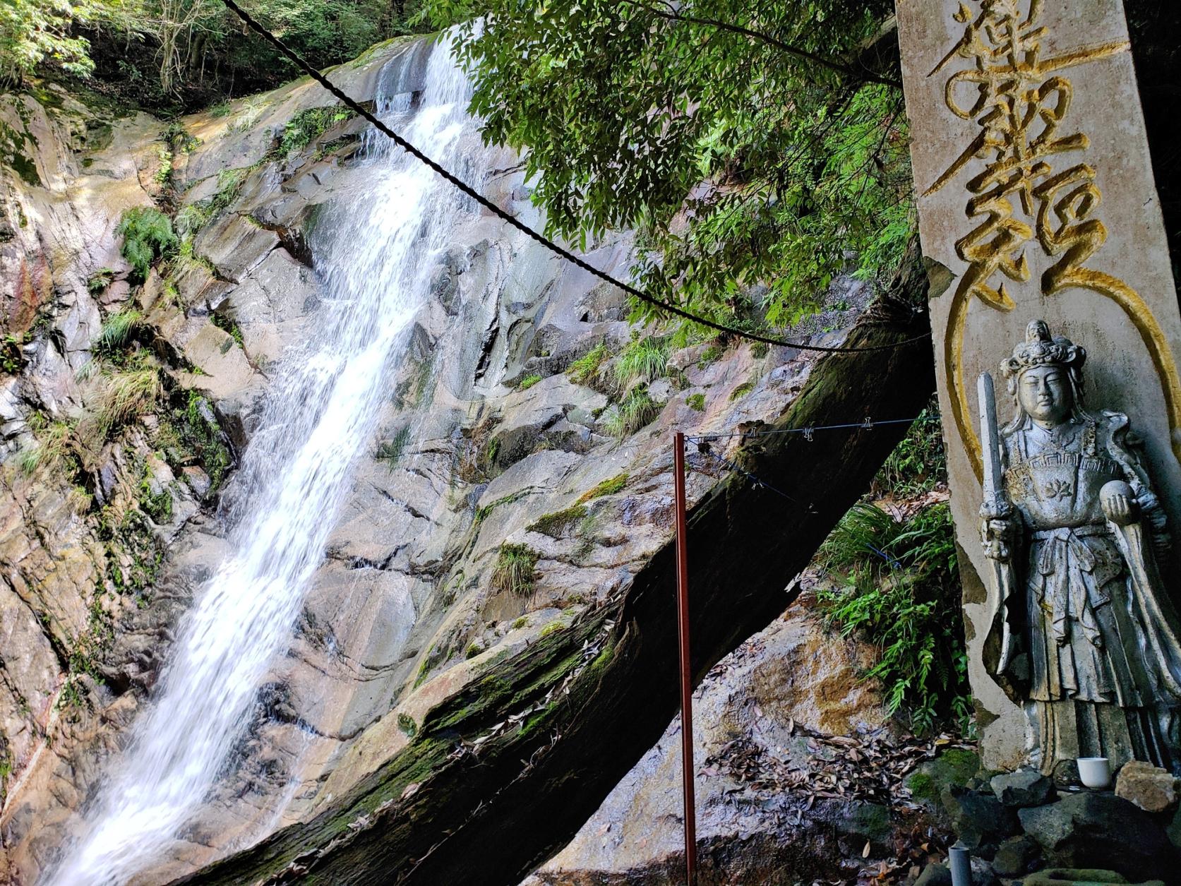 白糸の滝　福智山・上野峡（福智町）-2