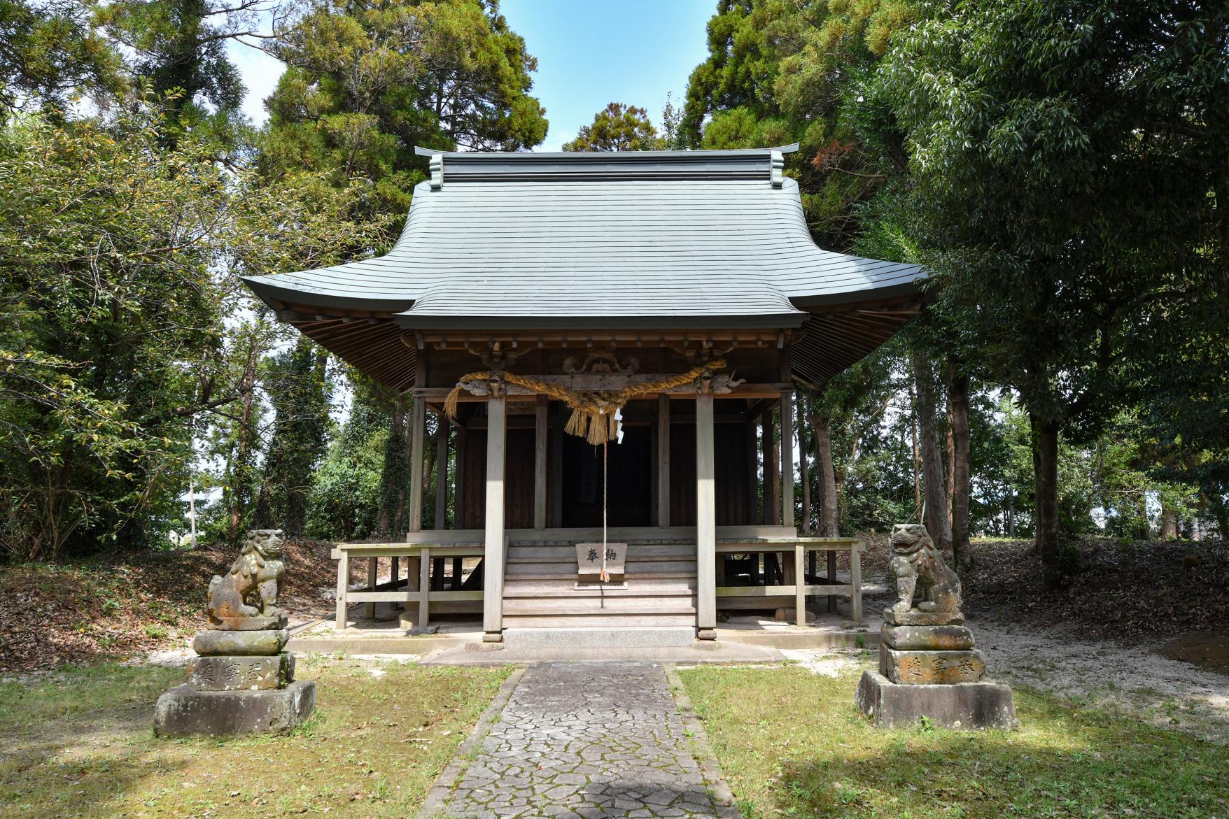 Rikitake Kamado Shrine-1