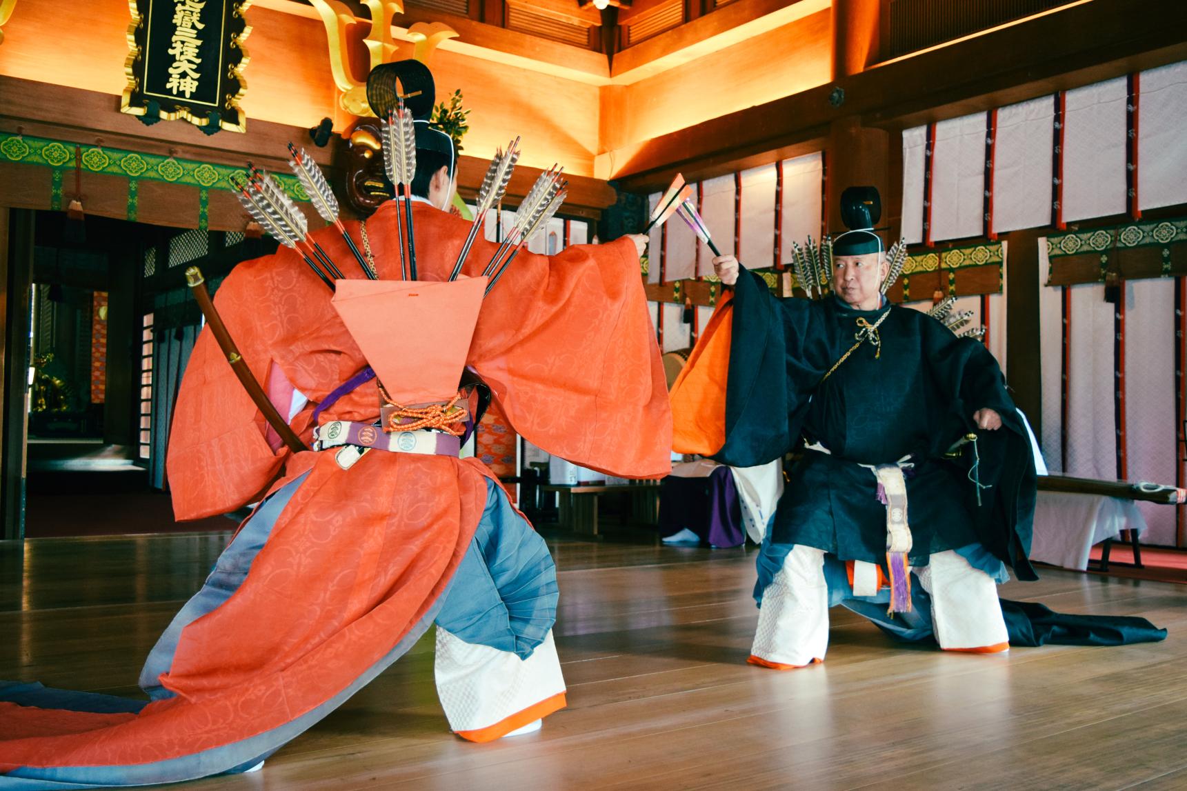 【宮地嶽神社】御遷座記念祭 ツクシ神舞-1